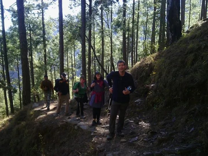 Trekking trails and Himalayan mountain views around Binsar (5)