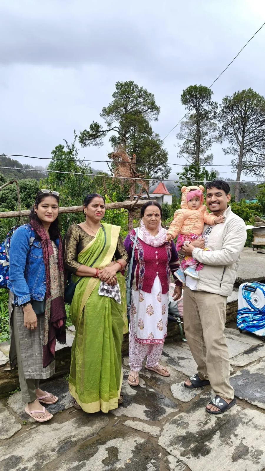 Local Kumaoni community, village life and gatherings near Joshi Cottage (9)